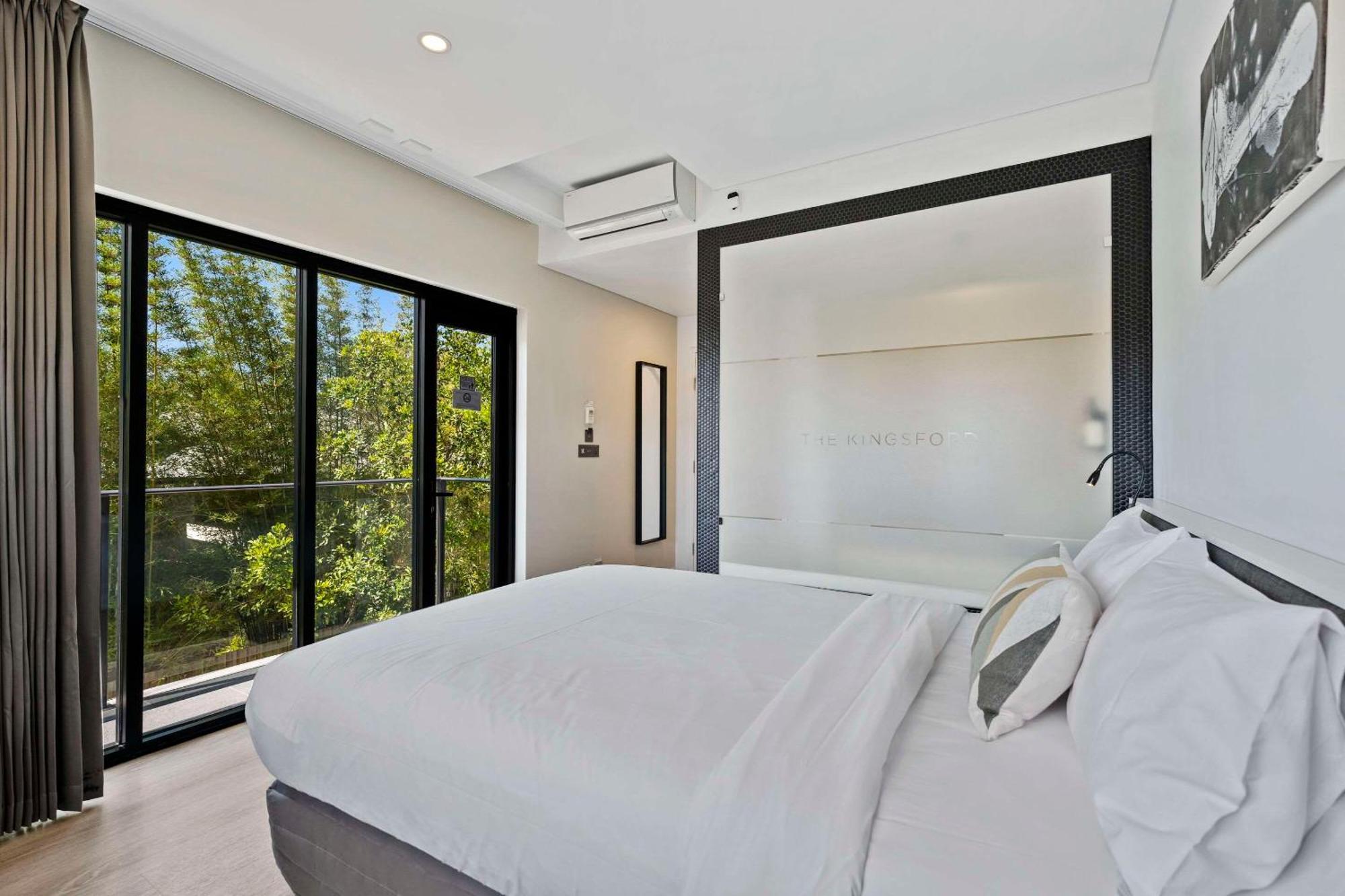 The Kingsford Airport, Ascend Collection Brisbane