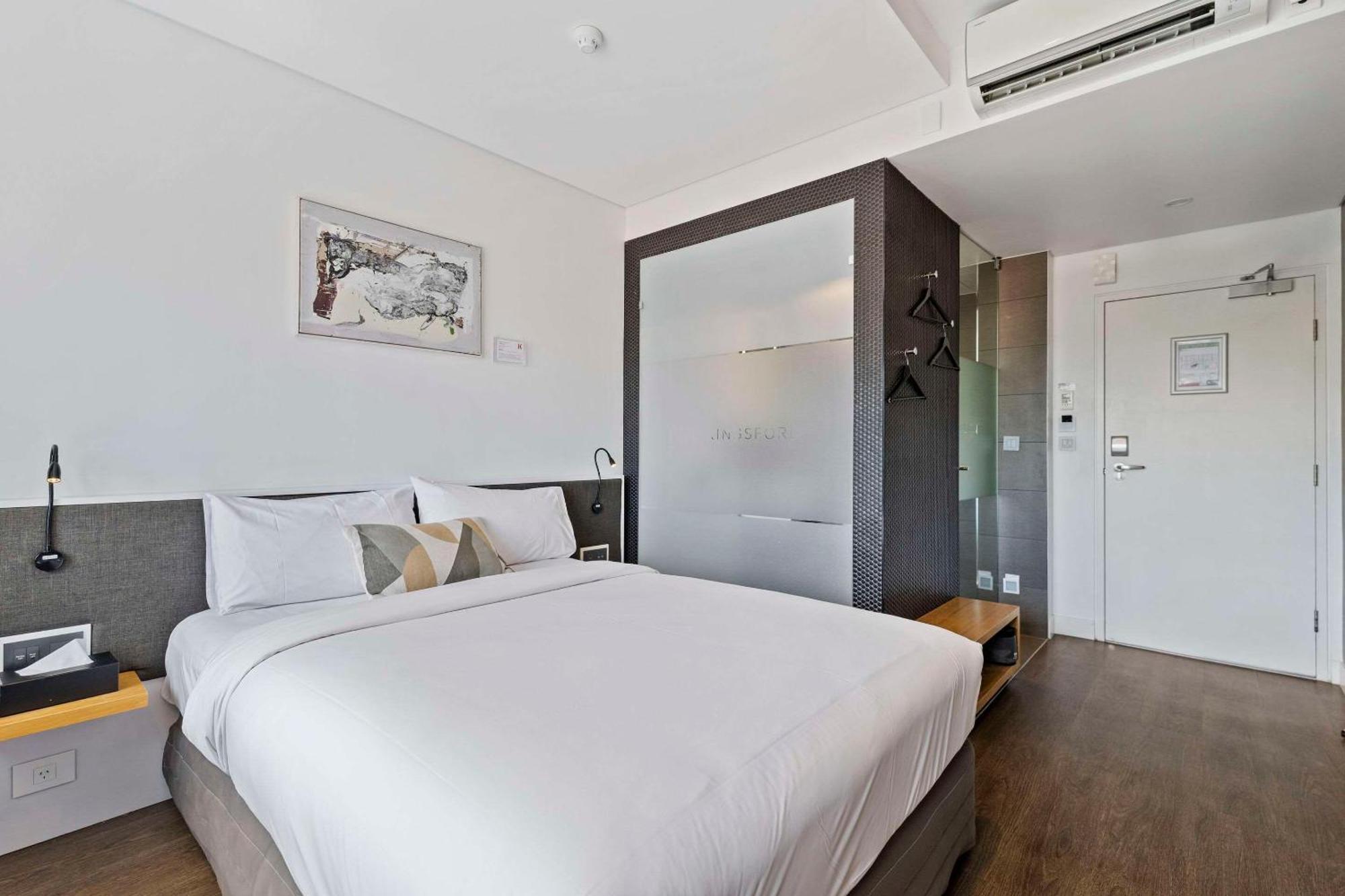 Hotel The Kingsford Airport, Ascend Collection 4*